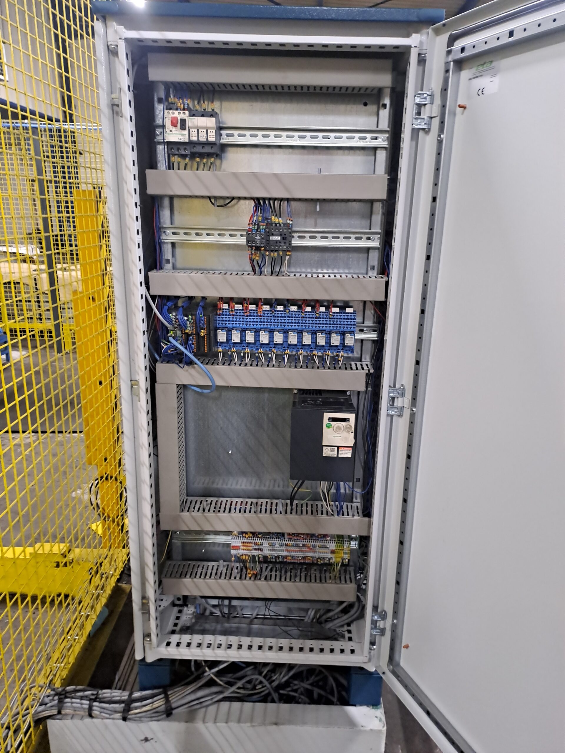 armoire électrique (1)